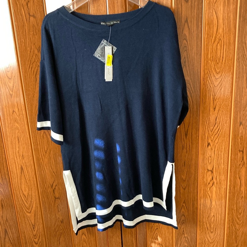 NWT Women’s Dress Size XL Block Split Round Neckline shirt sleeve Blue & White